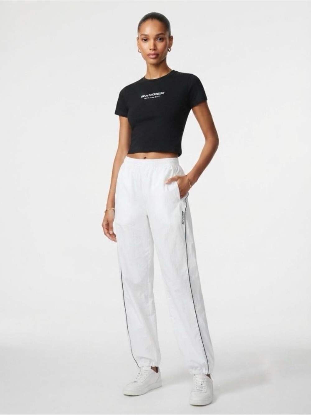 Bandier 2-Piece Athleisure Set Logo Tee & White Track Jogger Pants Size S $224